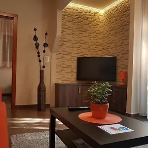  Apartament Mgtels - With Private Parking Ungaria
